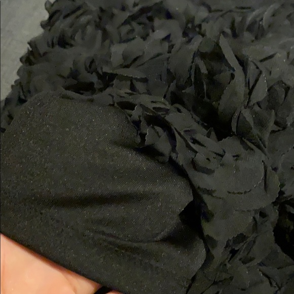 Little black dress 👗 - Picture 4 of 6